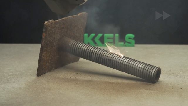 Лазерная очистка шпильки с резьбой смотреть онлайн