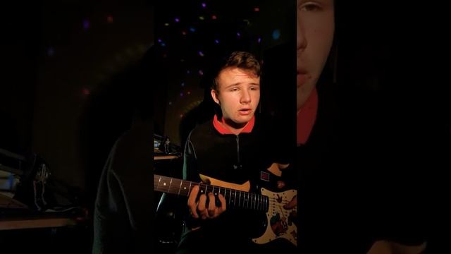 Гексли Так Молод - Любить смотреть онлайн