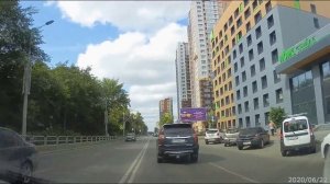 Mitsubishi L200 подрезал