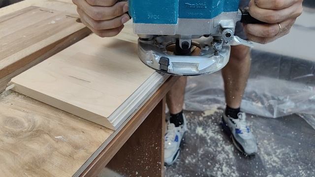 Фасонная фреза с подшипником Алмаз 2001 R4. Фрезы по дереву для ручного фрезера торговой марки Алмаз смотреть онлайн