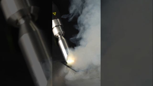 Встроенная функция очистки в лазерной сварке Pokkels #shorts смотреть онлайн