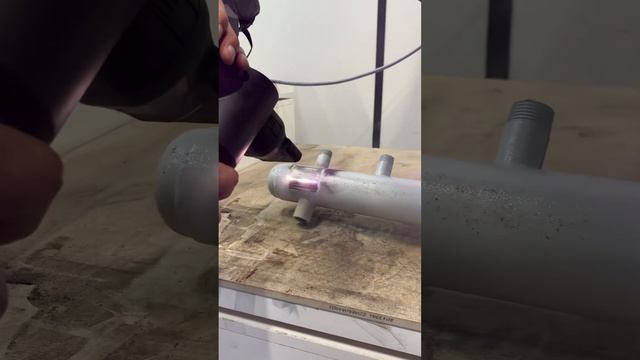 Лазерная очистка металла от лакокрасочного покрытия #shorts смотреть онлайн