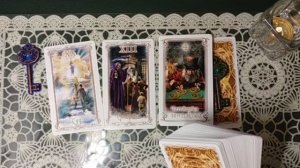 ЛЮБИТ ЛИ ОН МЕНЯ гадание онлайн