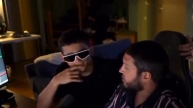 СМЕШНЫЕ🤣 МОМЕНТЫ🔥ИЗ СТРИМА ЛАХМЫ✊ смотреть онлайн