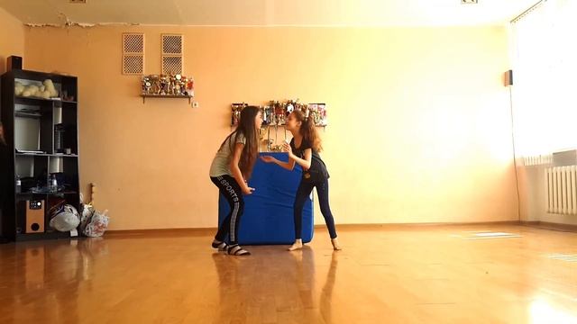 Катя и Ульяна - Буратино) смотреть онлайн