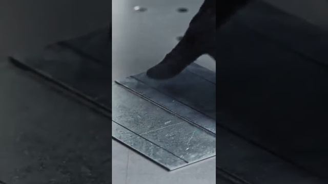 Лазерная сварка оцинкованной стали #лазернаясварка #shorts смотреть онлайн