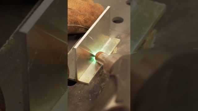 Лазерная сварка алюминия #shorts смотреть онлайн