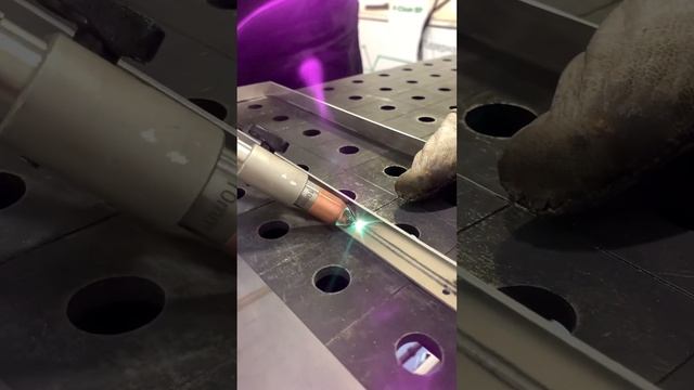 Сварка лазером Аппарат Pokkels P-Weld. Подробно про оборудование в телеграмм-канале pokkels. смотреть онлайн