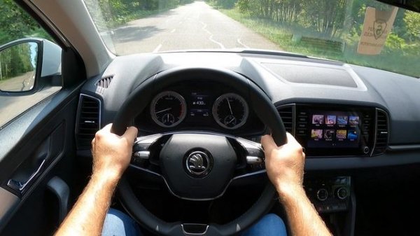 2021 ŠKODA KAROQ POV TEST DRIVE