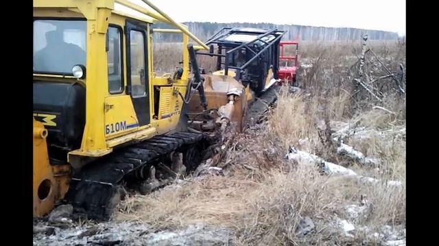 Испытания бульдозера Б10 агрегатированного навесным мульчером AHWI M500