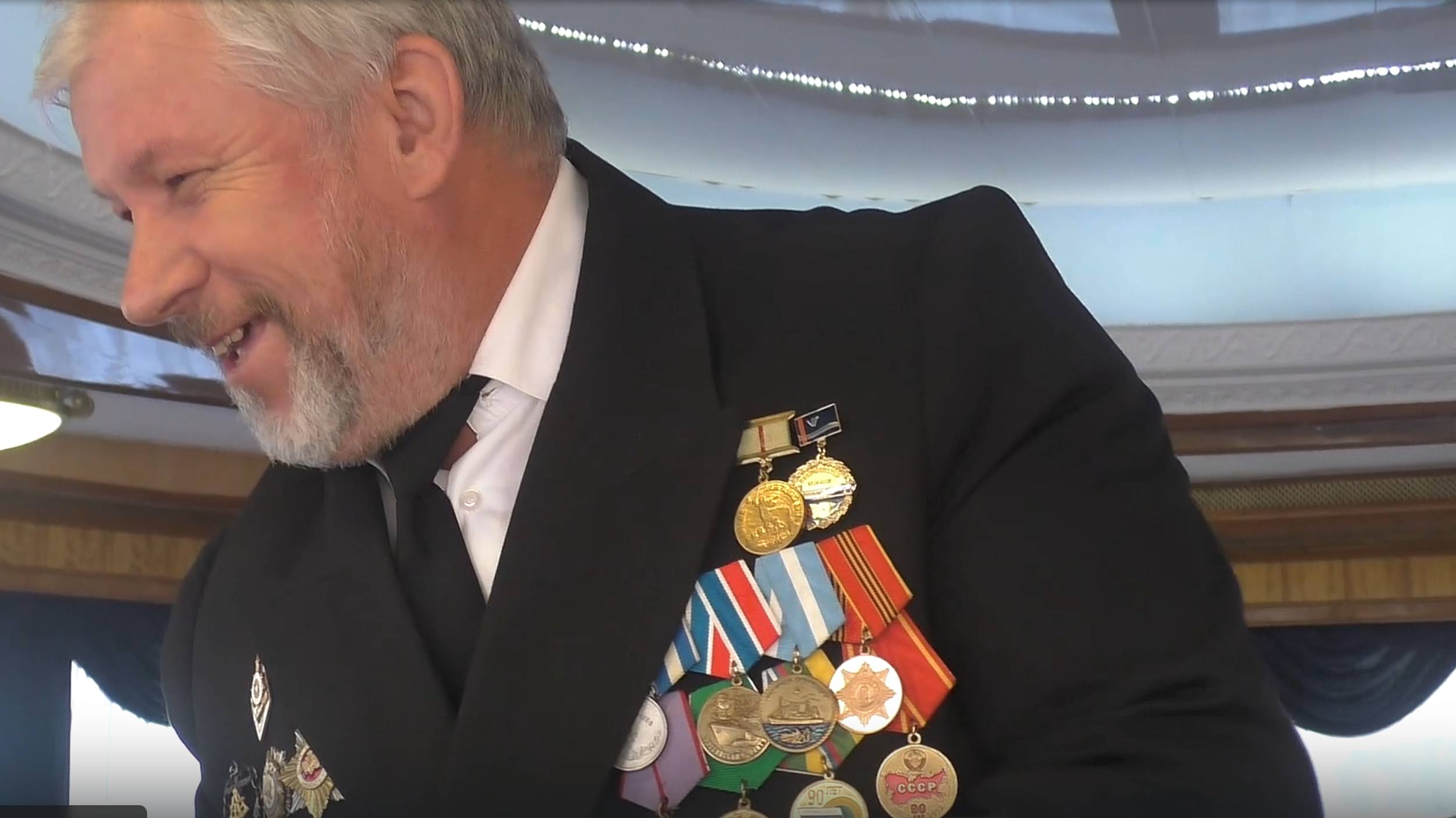 23. Капитанский ужин и концерт артистов-туристов