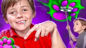 ТАБА ЛАПКЕРЫ - ОБЛЕПИЛИ ВСЕ ШКОЛЫ СКВИШАМИ