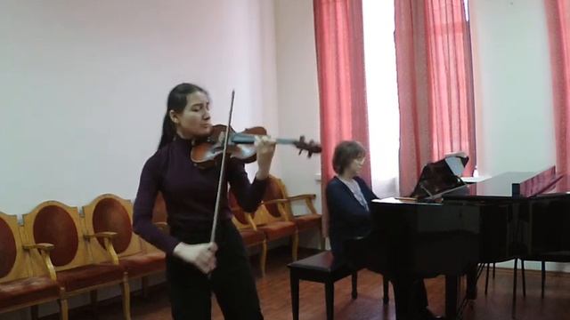 Bruch Violin Concerto No.1 in G minor Op. 26, 1 mvt. Ануш Казарян, скрипка смотреть онлайн