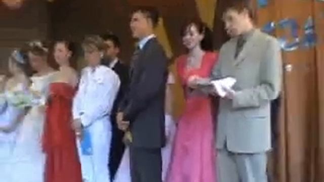 Выпускной. Выступление выпускников смотреть онлайн