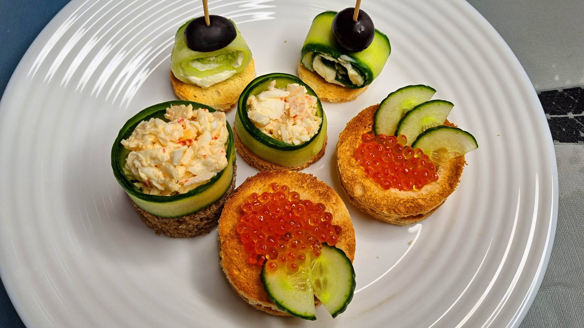 ЗАКУСКИ НА ПРАЗДНИК. смотреть онлайн