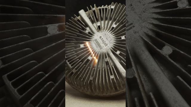 #Pokkels Лазер отлично удаляет загрязнения в труднодоступных местах #лазерная очистка #лазер #shorts смотреть онлайн