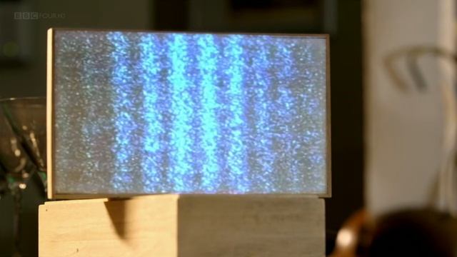 Квантовая физика. Эксперимент с двумя щелями. смотреть онлайн