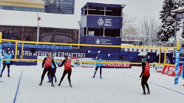 Волейбол на снегу! смотреть онлайн