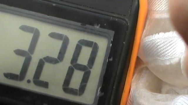 тест солнечной батареи на светодиодах более 4 вольта. смотреть онлайн