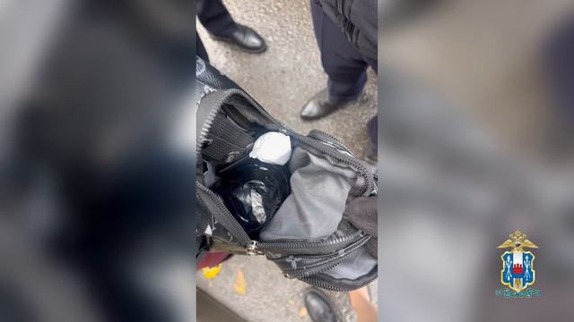 Ростовские автоинспекторы пресекли сбыт наркотиков в особо крупном размере смотреть онлайн