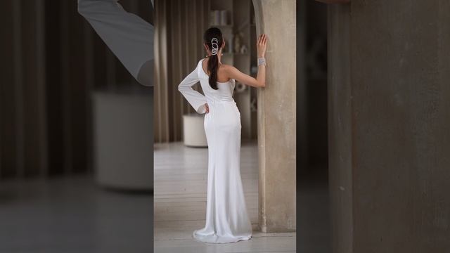 Свадебное платье Зоyи коллекция "Expression" 2025, Marry Mark