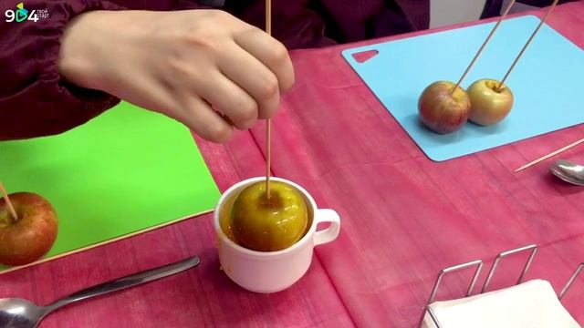 🍂👨🍳🍂Готовим атмосферное яблоко в карамели🍂👩🍳🍂 смотреть онлайн
