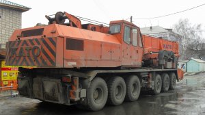 Кран KATO NK-750YS-L на шасси KATO 2680