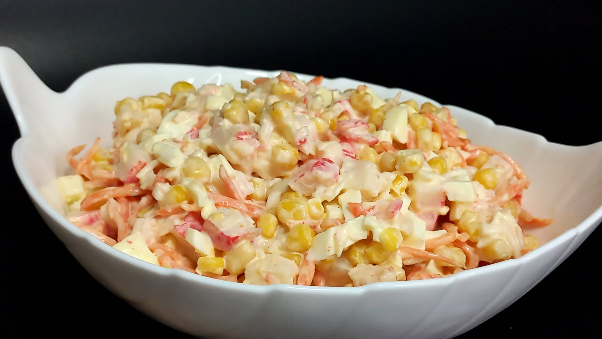 Салат моментальный, простой и вкусный, всего из 4-х ингредиентов смотреть онлайн