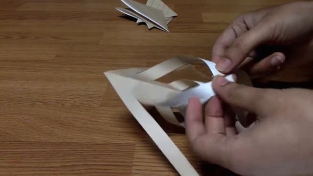 DIY_ How to make a paper 3D Snowflake смотреть онлайн