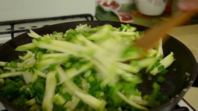 Жюльен из кабачка | Как приготовить чесночно-сырный жульен из кабачков смотреть онлайн