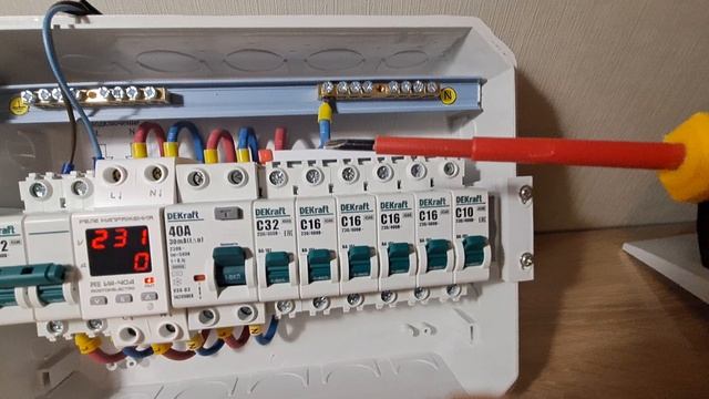 Встраиваемый щит на 12 модулей смотреть онлайн