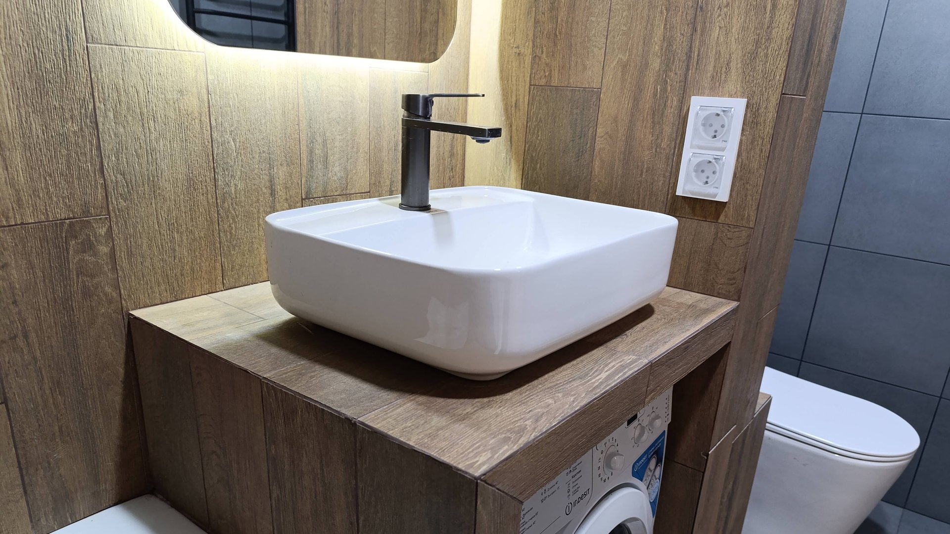 Дизайн ванной 2024 Совместили Туалет и Ванну 9 - ти этажка 135 а серия смотреть онлайн