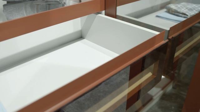 Стеклянный Шкаф 2024 от MGS мебель Орел смотреть онлайн