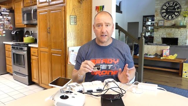 DJI Phantom 4 and P4 Pro Battery Charger смотреть онлайн