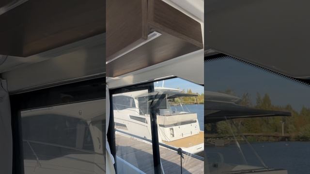 Катер Merry Fisher 895 S2 в наличии в Москве и под заказ! Легенды от Jeanneau. смотреть онлайн