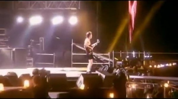 ACDC - UP TO MY NECK IN YOU (Stiff Upper Lip Tour, Live in Munchen 2001)