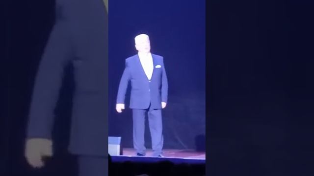 Небольшой фрагмент рассказа о подработке Владимира Винокура в цирке смотреть онлайн