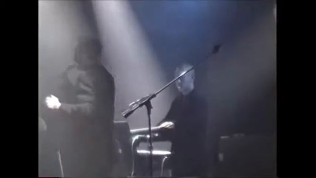 Katarsis en vivo - Hold Tight смотреть онлайн
