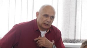 Топ - 3 упражнения для колена в домашних условиях