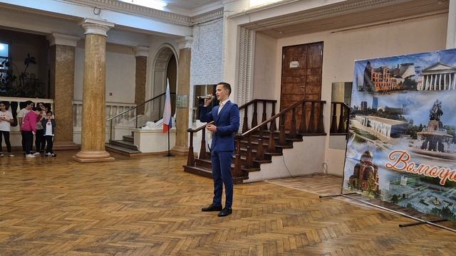 "С чего начинается Родина" - Роман Розенблюм. смотреть онлайн