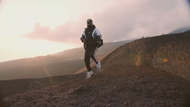 Best Shuffle Dance 2024 | Alan Walker Mix 2024 𝐄𝐏.𝟐 смотреть онлайн