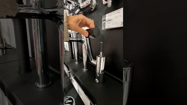 Смеситель для раковины «Damixa» Arc 290217464 чёрный/хром #shorts #blumart #сантехника #смеситель смотреть онлайн