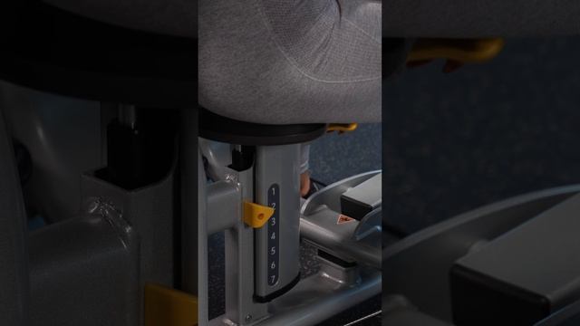 Жим от груди HOIST CL-3301 смотреть онлайн