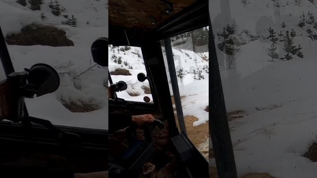 супер реалистичный симулятор движения на вездеходе от Жукофф Гараж смотреть онлайн