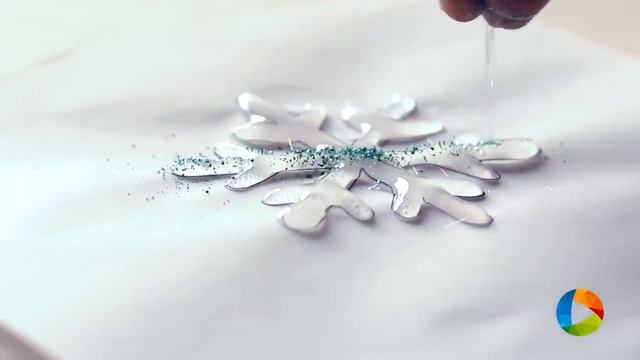 DIY _ Glue Gun Snowflakes смотреть онлайн