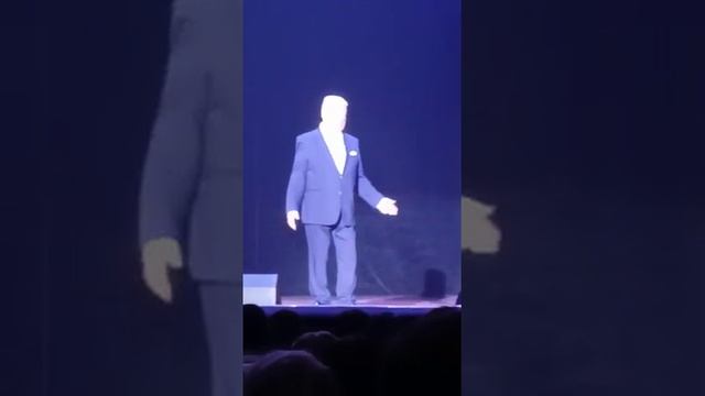 Короткий фрагмент рассказа о выступлении Валентины Толкуновой в городе Тольятти смотреть онлайн