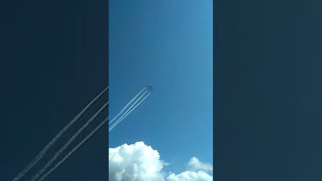 Высший военный пилотаж в Кубинке смотреть онлайн