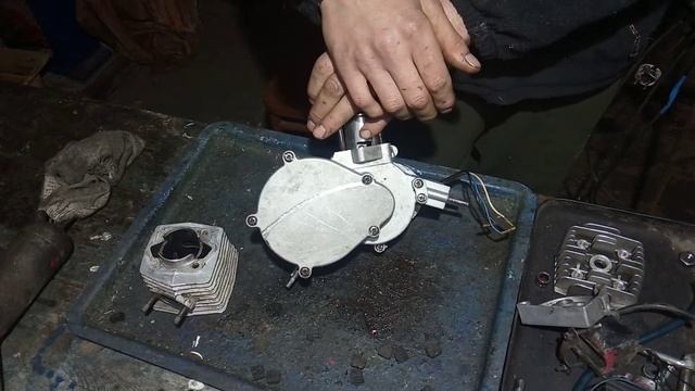 двигатель F-50 смотреть онлайн