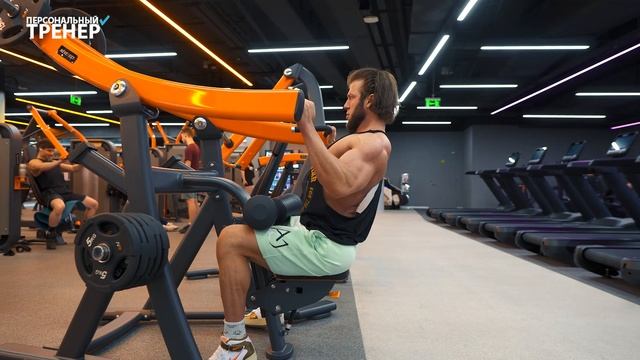 Тренировка спины. Никита Макаренко смотреть онлайн