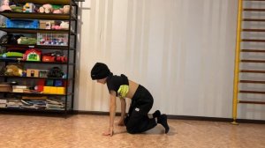 Как научиться крутиться на голове? Подробно